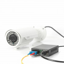 Digitus pretvornik FO-UTP PoE 10/100/1000 SC MM DN-82150