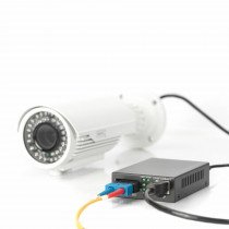 Digitus pretvornik FO-UTP PoE 10/100/1000 SC MM DN-82150